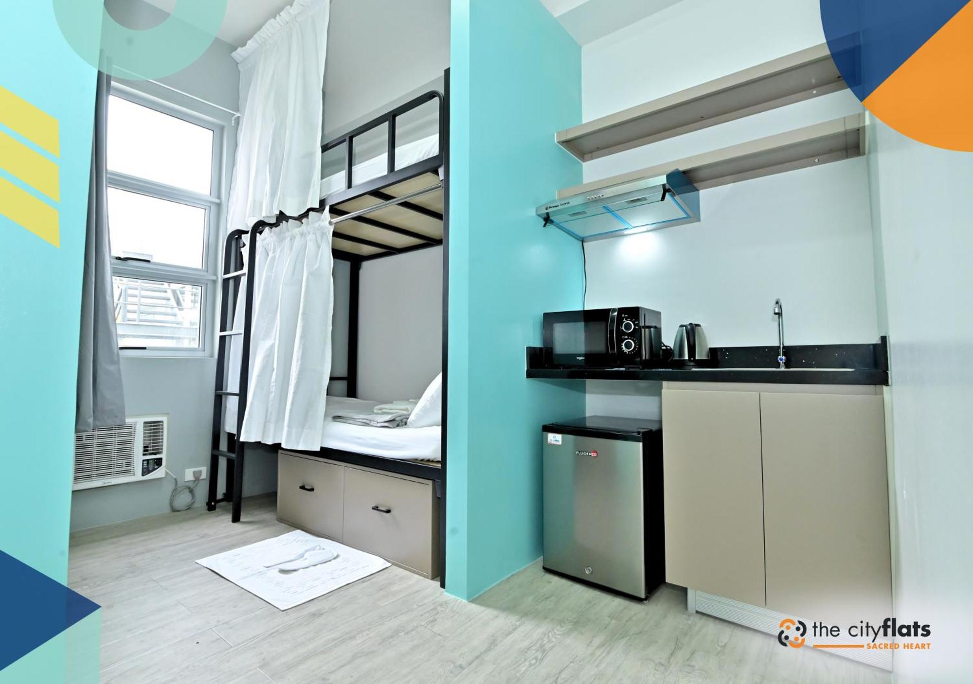 The City Flats Sacred Heart Makati City Dış mekan fotoğraf